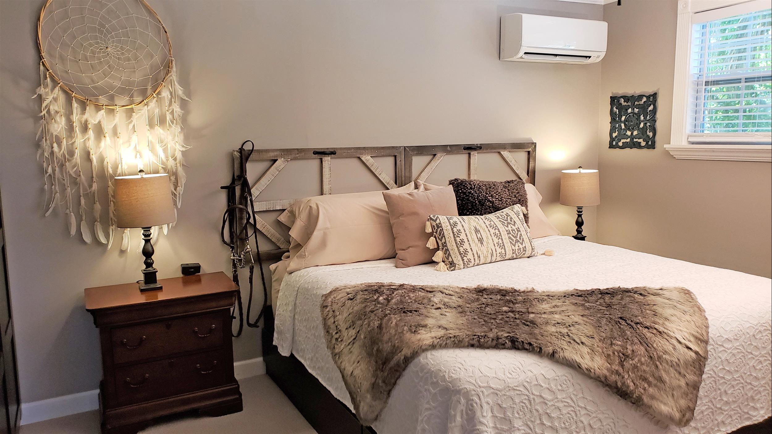 Photo of Lewis and Clark Suites' Bedroom